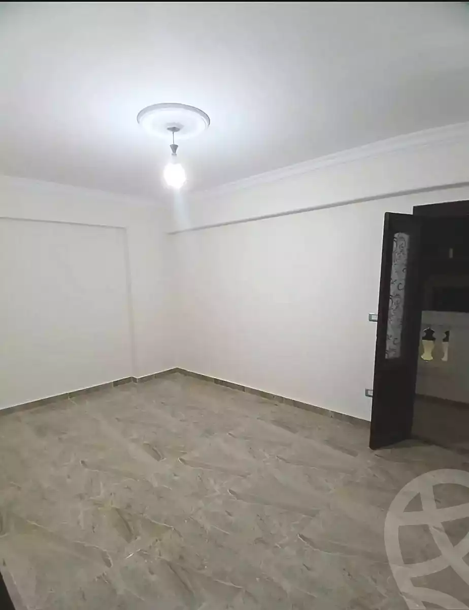 https://aqarmap.com.eg/en/listing/7301238-for-sale-alexandria-lsywf-el-falki