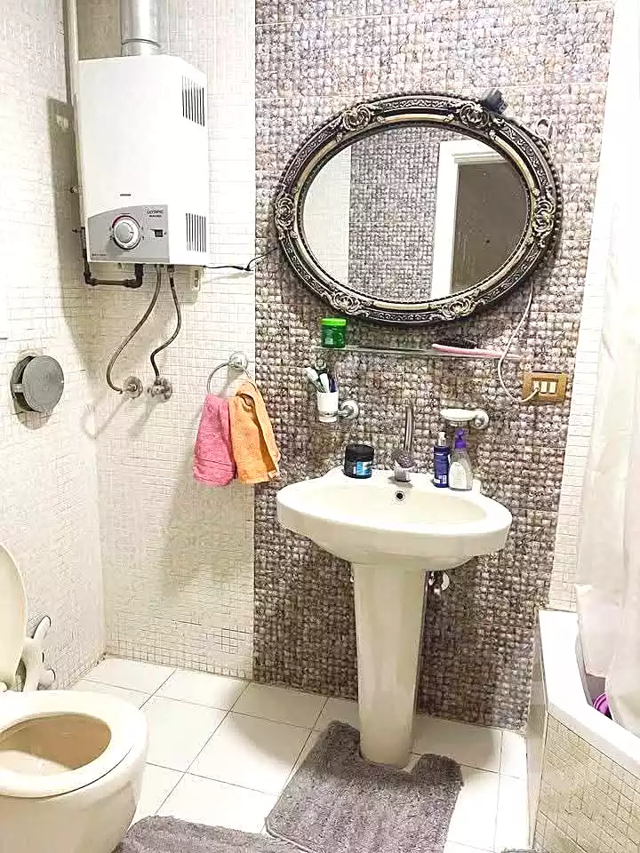 https://aqarmap.com.eg/ar/listing/7301312-for-sale-cairo-ain-shams-ain-shams-el-sharkia-el-eshrein-stt