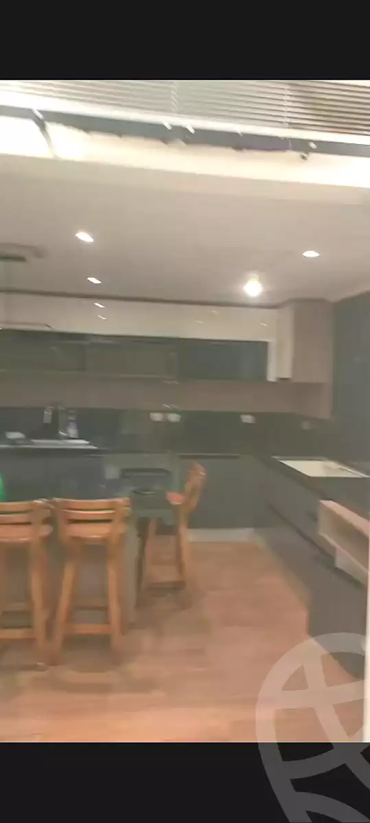 https://aqarmap.com.eg/ar/listing/7301165-for-rent-cairo-new-cairo-compounds-mountain-view-hyde-park