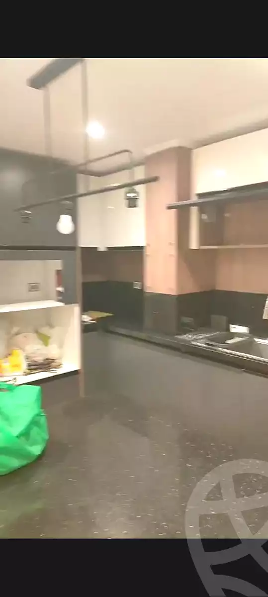 https://aqarmap.com.eg/ar/listing/7301165-for-rent-cairo-new-cairo-compounds-mountain-view-hyde-park