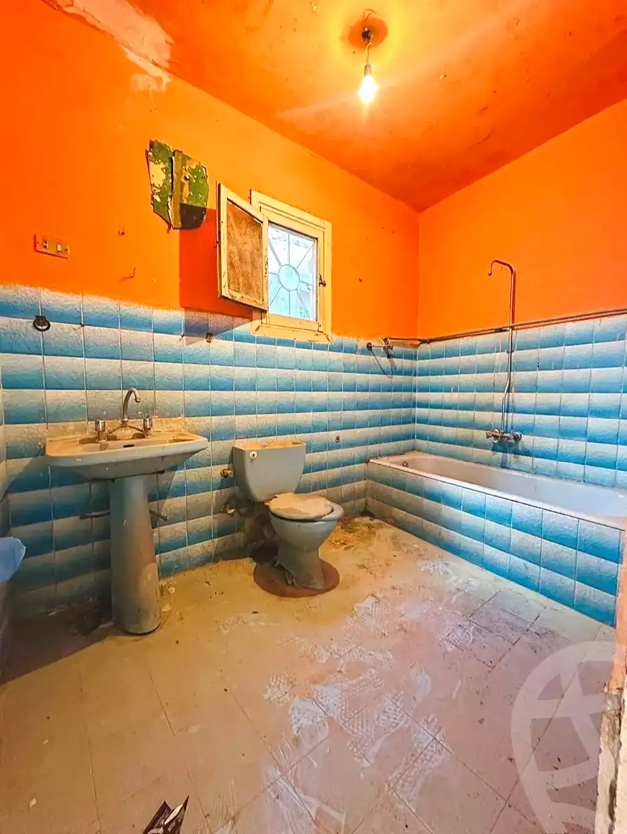 https://aqarmap.com.eg/en/listing/7301789-for-sale-alexandria-al-agamy-lbytsh-mecca-st