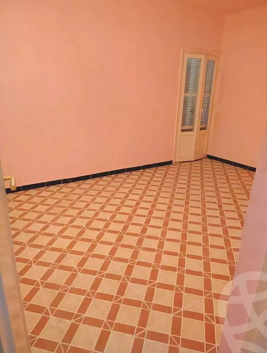 https://aqarmap.com.eg/ar/listing/7301833-for-sale-alexandria-al-agamy-lbytsh-abou-dib-st