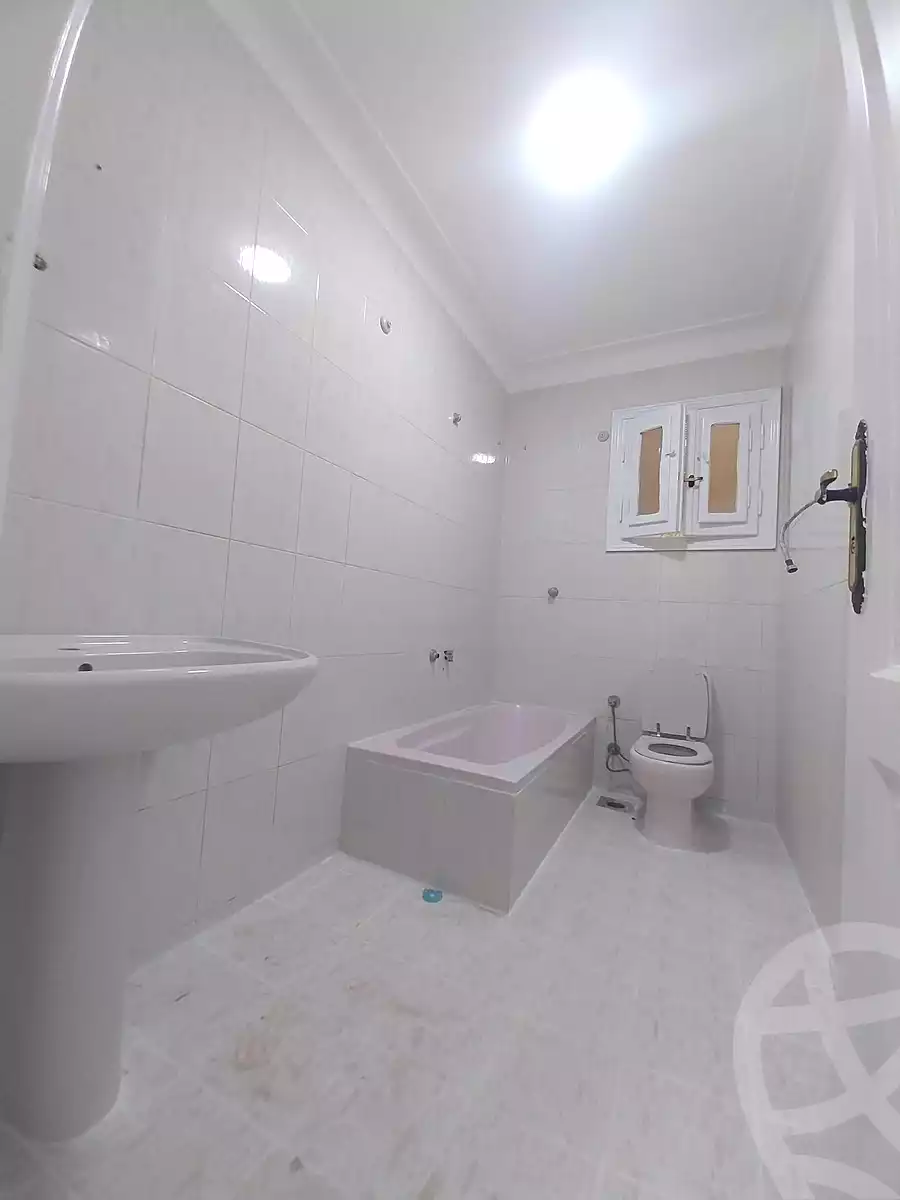 https://aqarmap.com.eg/en/listing/7301853-for-sale-alexandria-al-agamy-shataa-el-nakheel