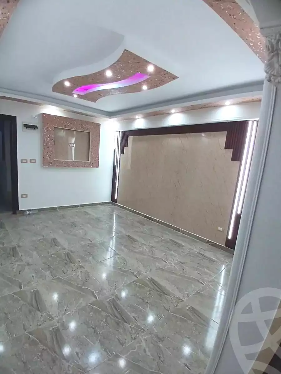 https://aqarmap.com.eg/en/listing/7301951-for-sale-alexandria-lsywf-el-falki