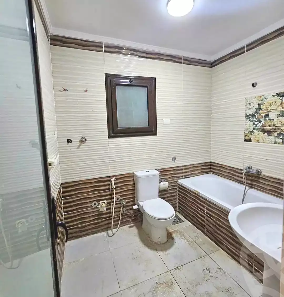 https://aqarmap.com.eg/en/listing/7302103-for-sale-alexandria-miami-el-gaish-rd-st