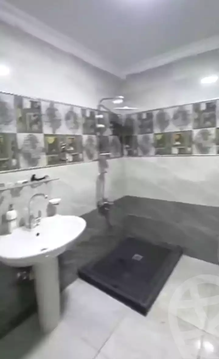 https://aqarmap.com.eg/ar/listing/7302308-for-sale-cairo-elnozha-Streettt-27