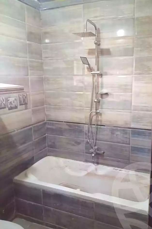 https://aqarmap.com.eg/ar/listing/7302424-for-sale-cairo-ain-shams-ain-shams-el-sharkia-el-horeya-st