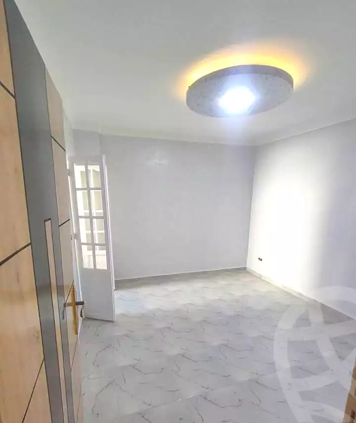 https://aqarmap.com.eg/ar/listing/7302466-for-sale-alexandria-lsywf-el-falki