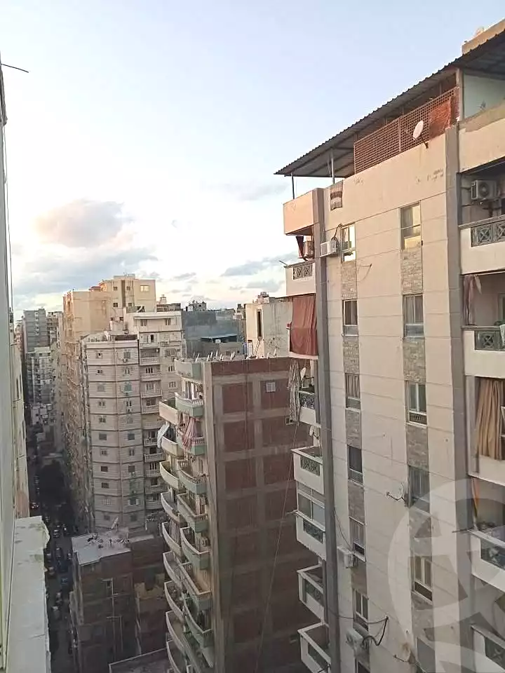 https://aqarmap.com.eg/ar/listing/7302492-for-sale-alexandria-sydy-bshr