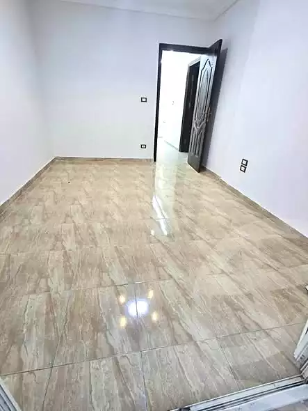 https://aqarmap.com.eg/ar/listing/7302530-for-sale-alexandria-el-asafra-shr-45
