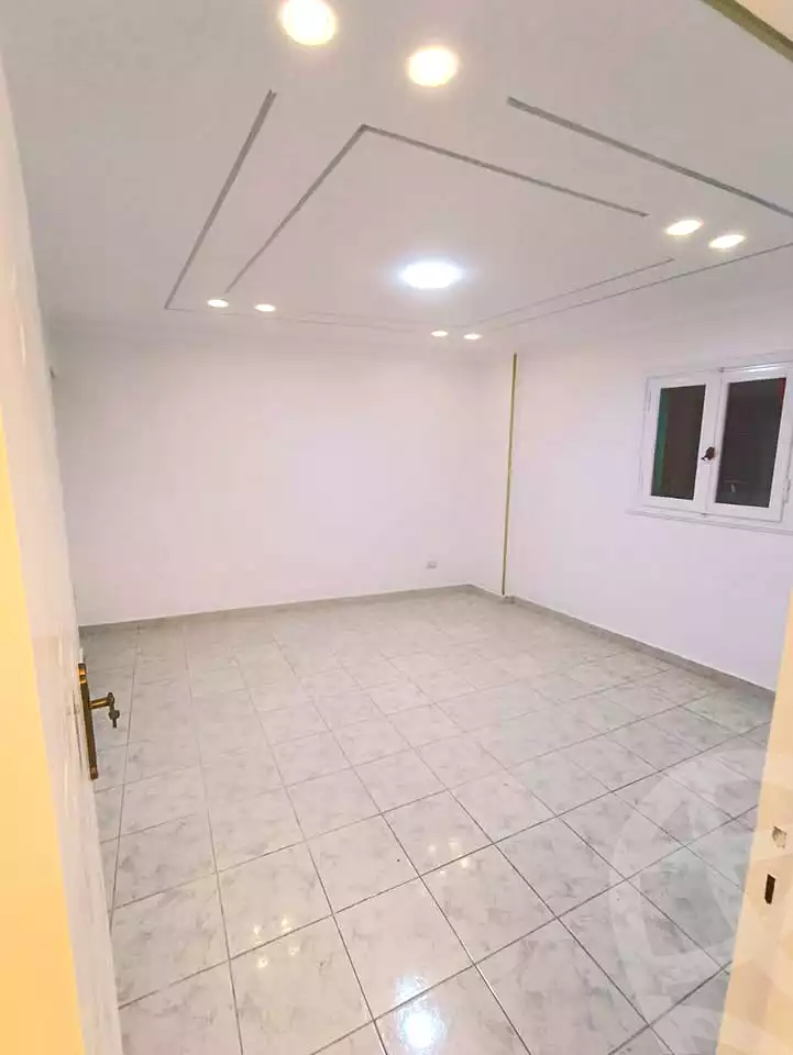 https://aqarmap.com.eg/ar/listing/7302563-for-sale-alexandria-sydy-bshr