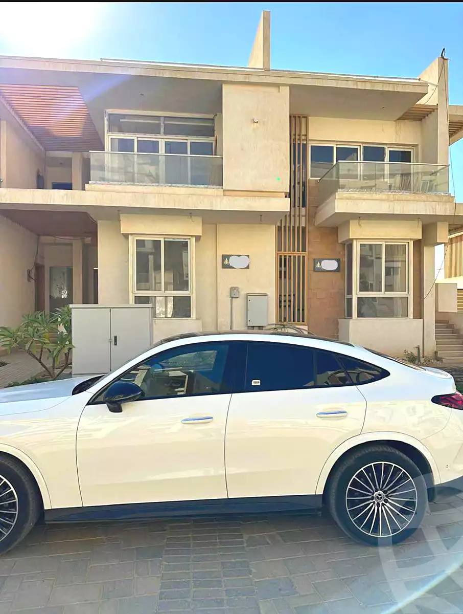 https://aqarmap.com.eg/ar/listing/7302885-for-sale-cairo-new-cairo-compounds-mwntn-fyw-y-syty-club-park-mountain-view-icity