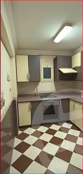 https://aqarmap.com.eg/en/listing/7303220-for-rent-alexandria-lsywf-shamaa