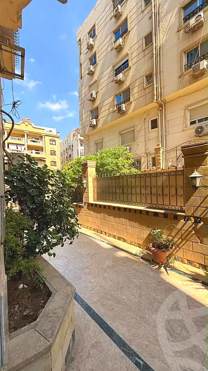 https://aqarmap.com.eg/ar/listing/7303346-for-sale-cairo-new-cairo-el-ahyaa-fifth-neighborhood-akhnaton-st