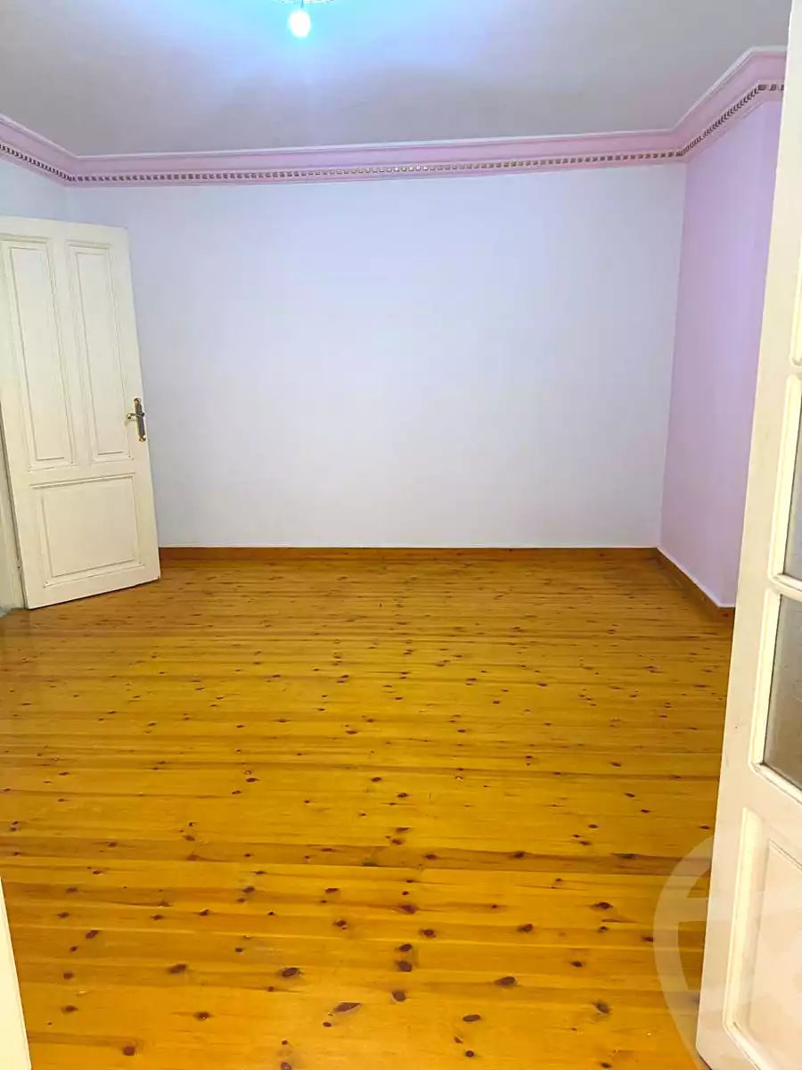 https://aqarmap.com.eg/ar/listing/7303305-for-rent-alexandria-lauran-shr-srhnk