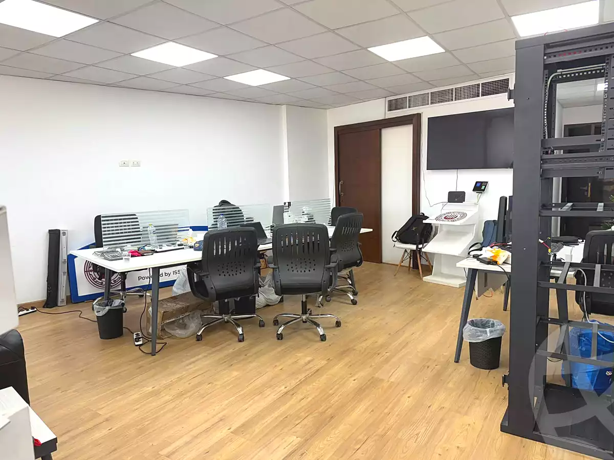 https://aqarmap.com.eg/en/listing/7304077-for-rent-cairo-el-maadi-compounds-rayhanah-plaza