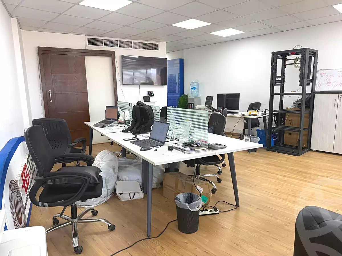 https://aqarmap.com.eg/en/listing/7304077-for-rent-cairo-el-maadi-compounds-rayhanah-plaza
