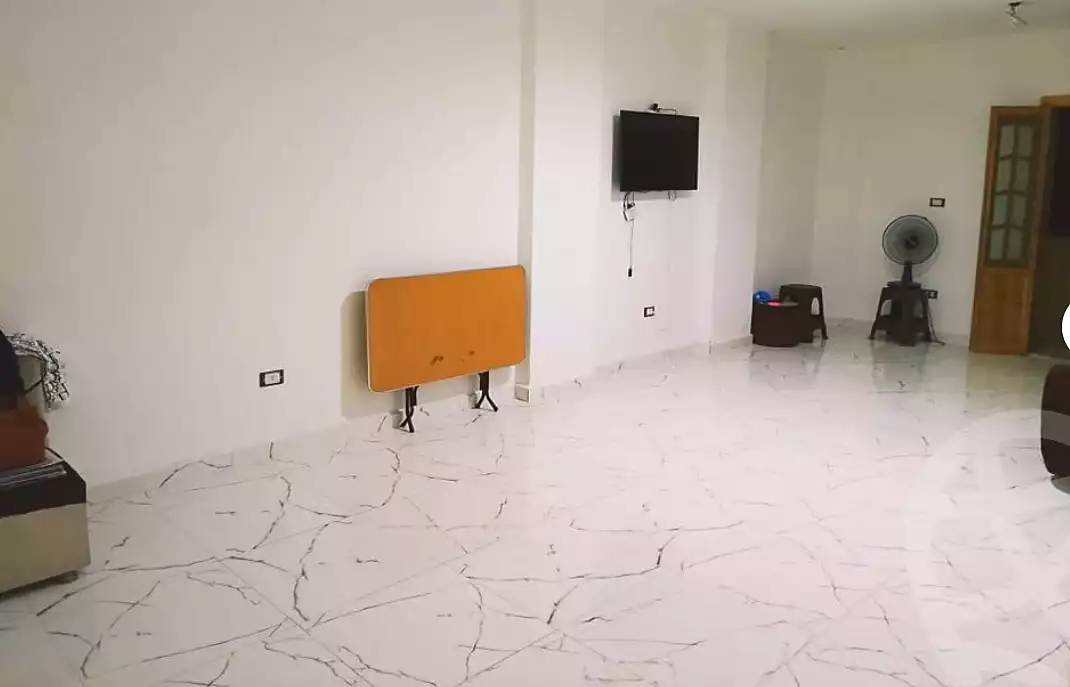 https://aqarmap.com.eg/en/listing/7304344-for-sale-alexandria-al-agamy-el-hanouvel-el-warsha-st