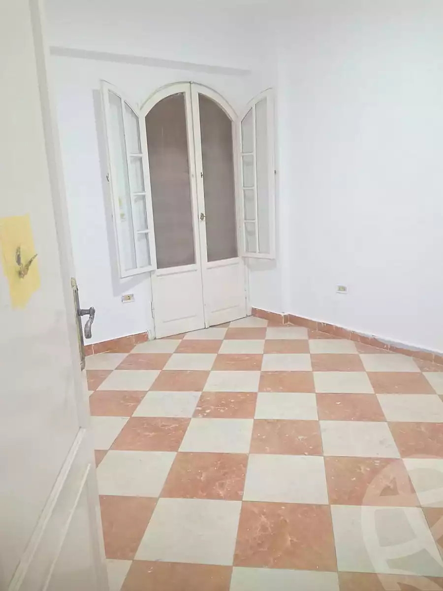 https://aqarmap.com.eg/ar/listing/7304595-for-rent-cairo-new-cairo-ganob-el-akadamiya-south-academy-d-khaled-ibn-el-waleed-st