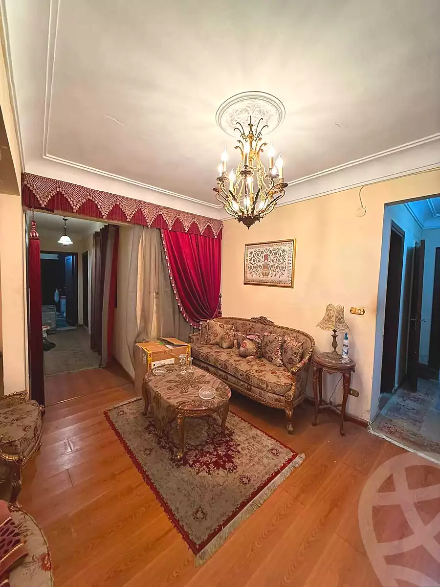 https://aqarmap.com.eg/ar/listing/7305065-for-sale-alexandria-miami-shr-jml-bd-lnsr