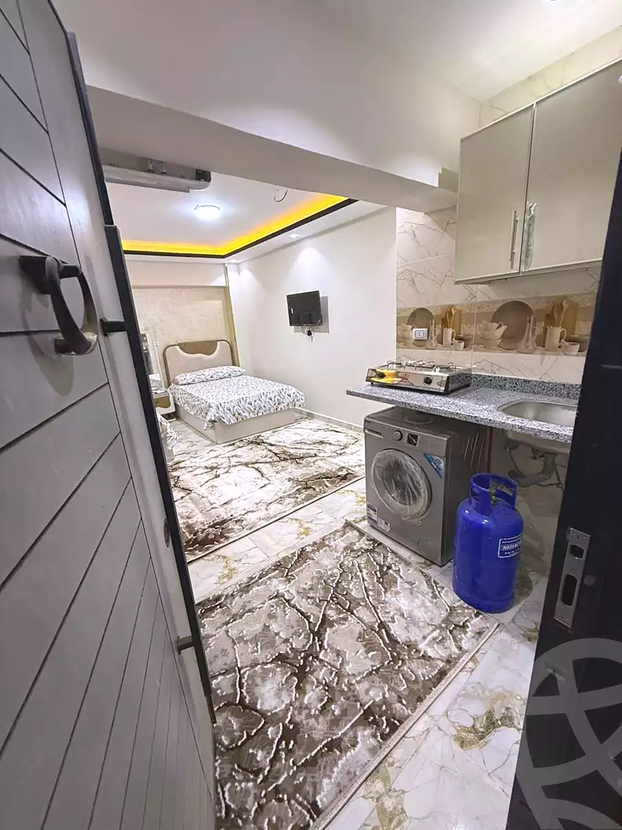 https://aqarmap.com.eg/ar/listing/7305627-for-rent-cairo-6th-of-october-el-ahyaa-neighborhood-1st