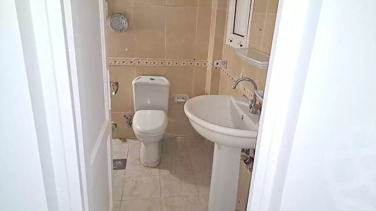 https://aqarmap.com.eg/en/listing/7306254-for-rent-cairo-new-cairo-madinaty-first-zone-buildings-11th-st.