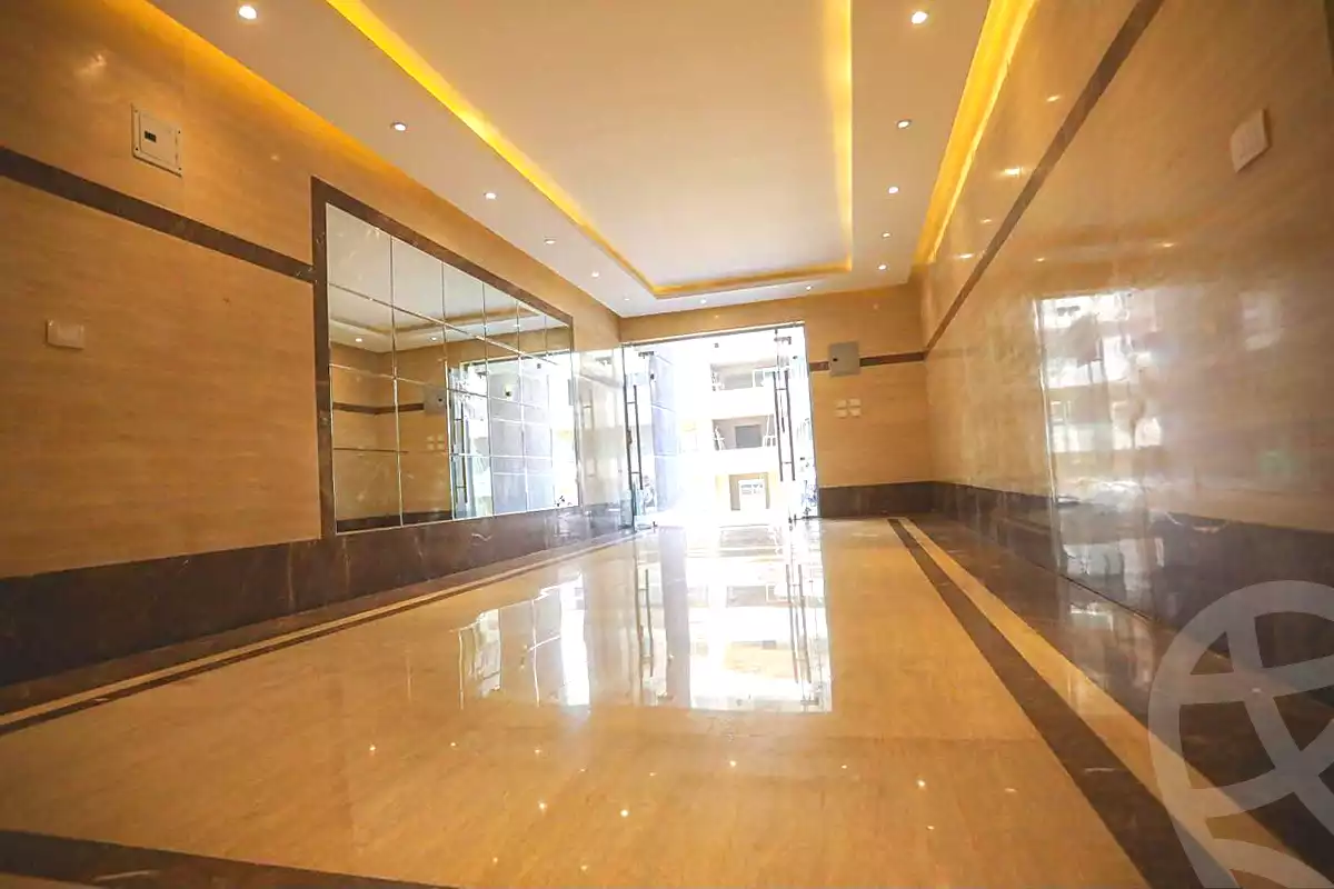 https://aqarmap.com.eg/ar/listing/7306171-for-sale-cairo-new-administrative-capital-r8-tj-msr