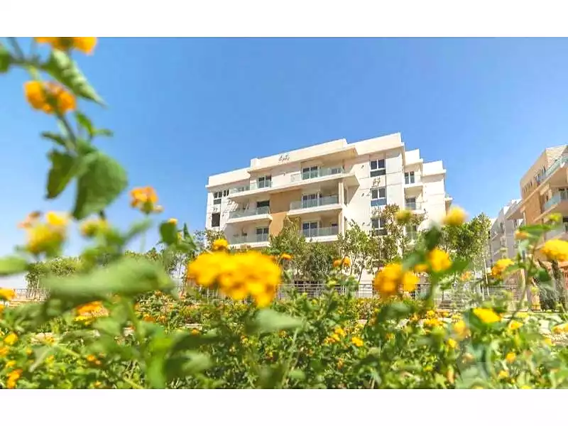 https://aqarmap.com.eg/ar/listing/7306371-for-sale-cairo-new-cairo-compounds-mwntn-fyw-y-syty-club-park-mountain-view-icity