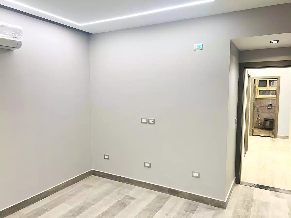 https://aqarmap.com.eg/ar/listing/7306756-for-sale-cairo-new-cairo-compounds-town-residence