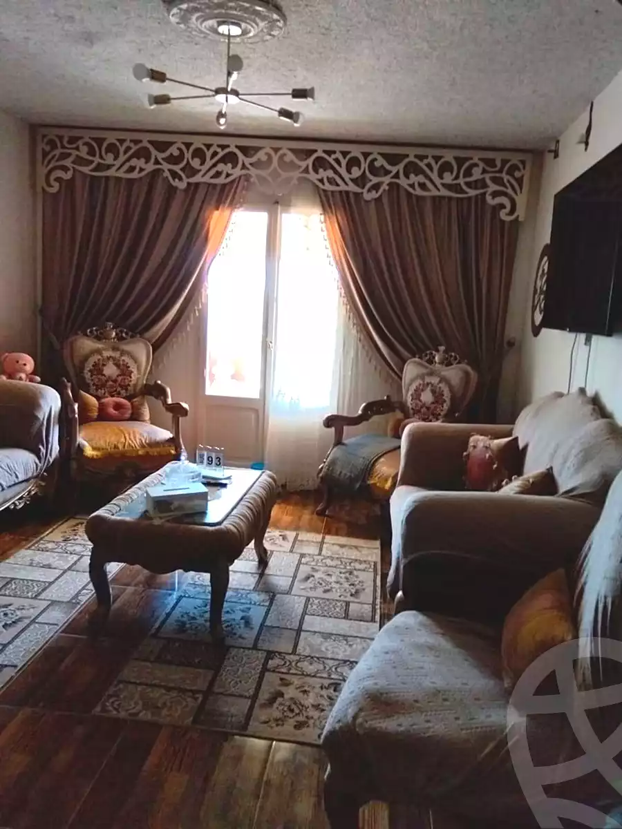 https://aqarmap.com.eg/ar/listing/7306856-for-sale-alexandria-al-agamy-el-hanouvel-al-kwayta-st