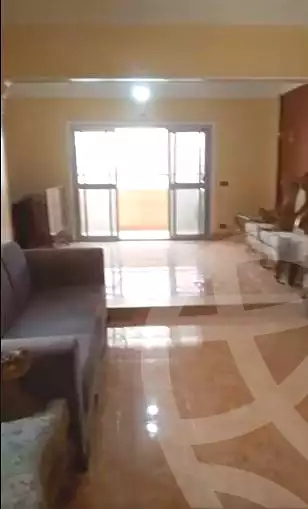 https://aqarmap.com.eg/ar/listing/7307206-for-sale-cairo-ain-shams-el-naam-mostafa-hafez-st
