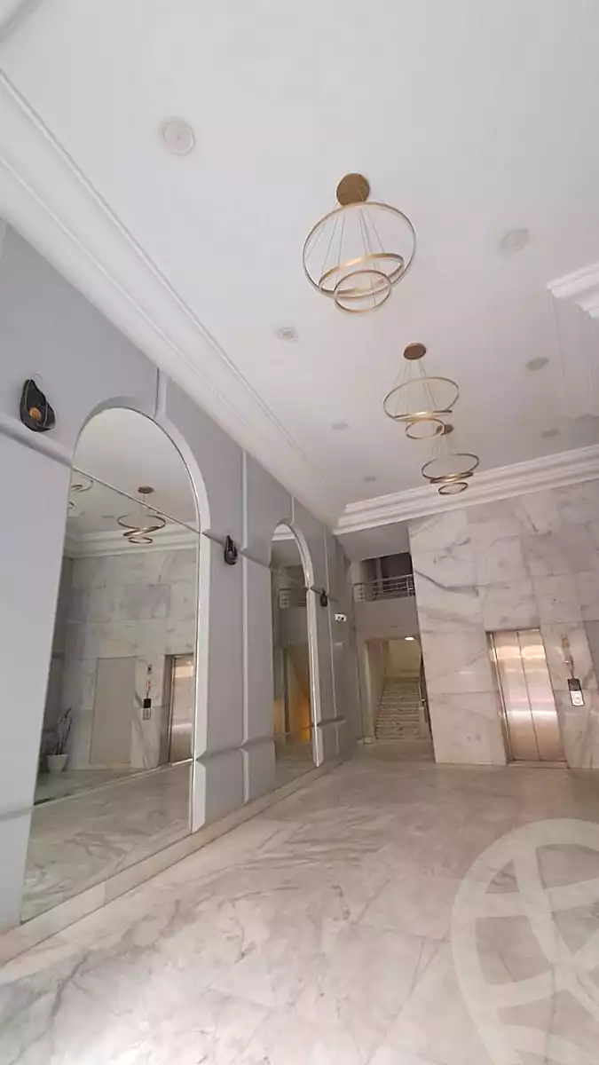 https://aqarmap.com.eg/ar/listing/7307456-for-rent-cairo-el-maadi-compounds-rayhanah-plaza