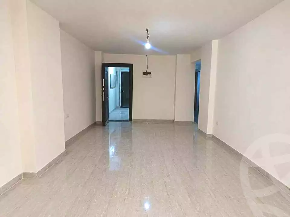 https://aqarmap.com.eg/ar/listing/7307555-for-sale-alexandria-sydy-bshr-sydy-bshr-bhry-shr-khld-bn-lwlyd
