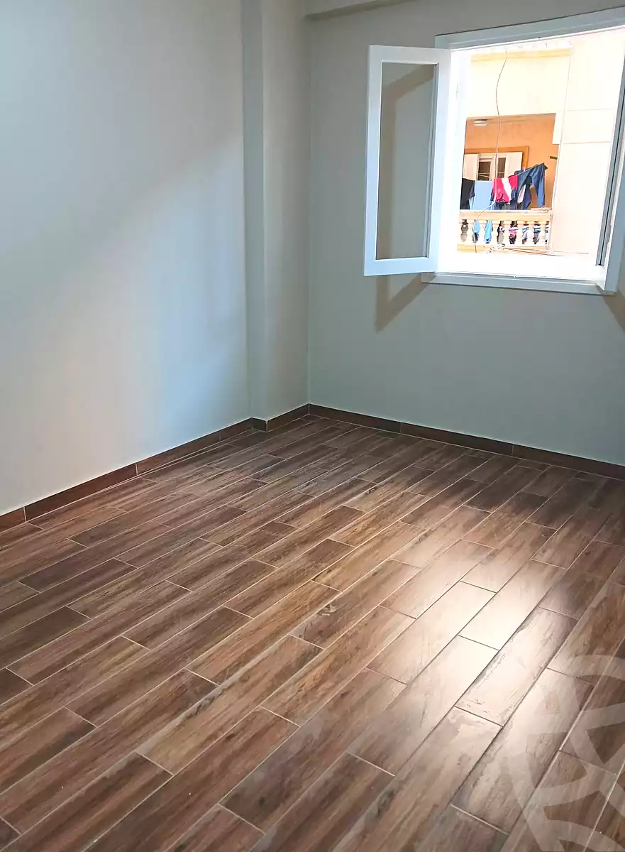 https://aqarmap.com.eg/en/listing/7307558-for-sale-alexandria-el-asafra-ahmed-tiesser-st