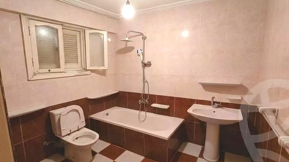 https://aqarmap.com.eg/ar/listing/7307604-for-sale-alexandria-lsywf