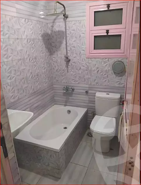 https://aqarmap.com.eg/en/listing/7307662-for-sale-cairo-helwan-kwrnysh-hlwn