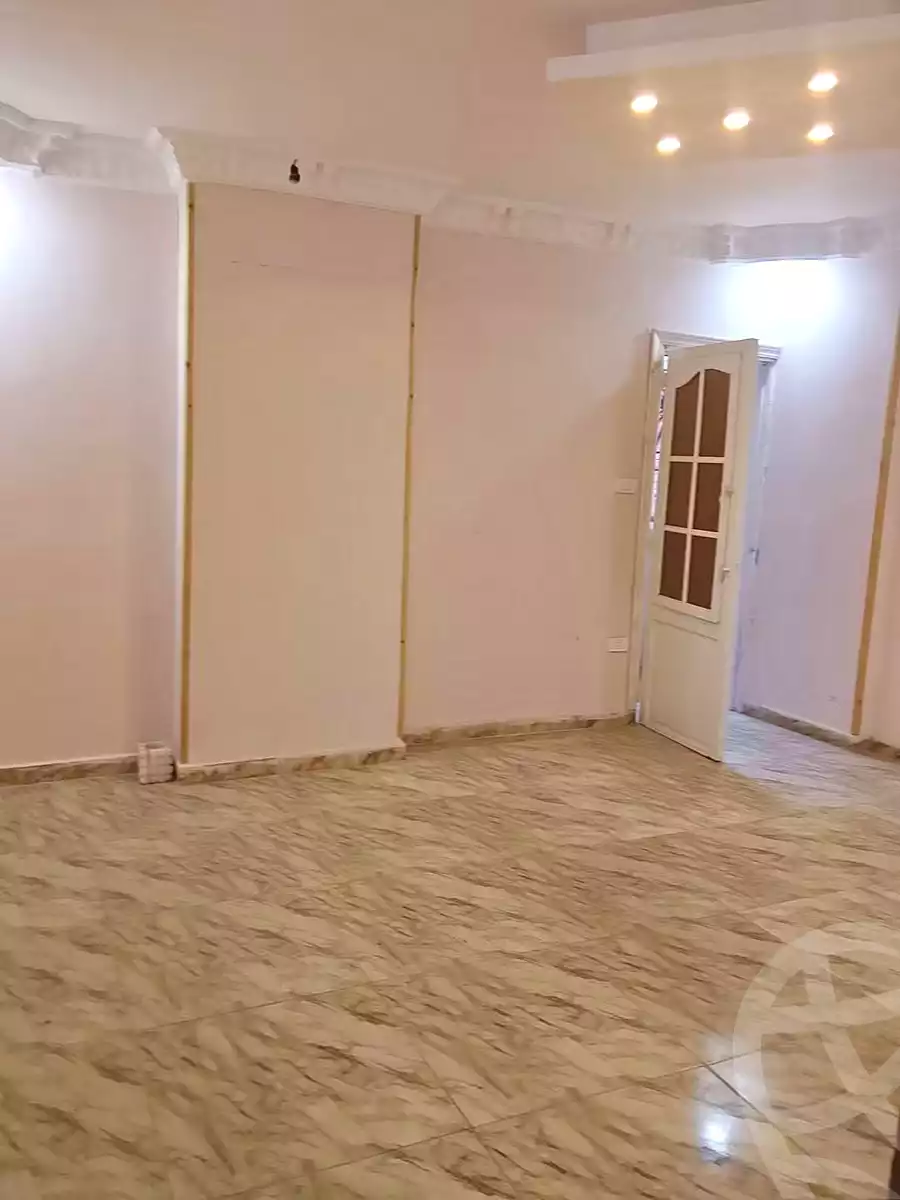 https://aqarmap.com.eg/ar/listing/7307918-for-sale-alexandria-al-agamy-lbytsh-ibrahim-othman-st
