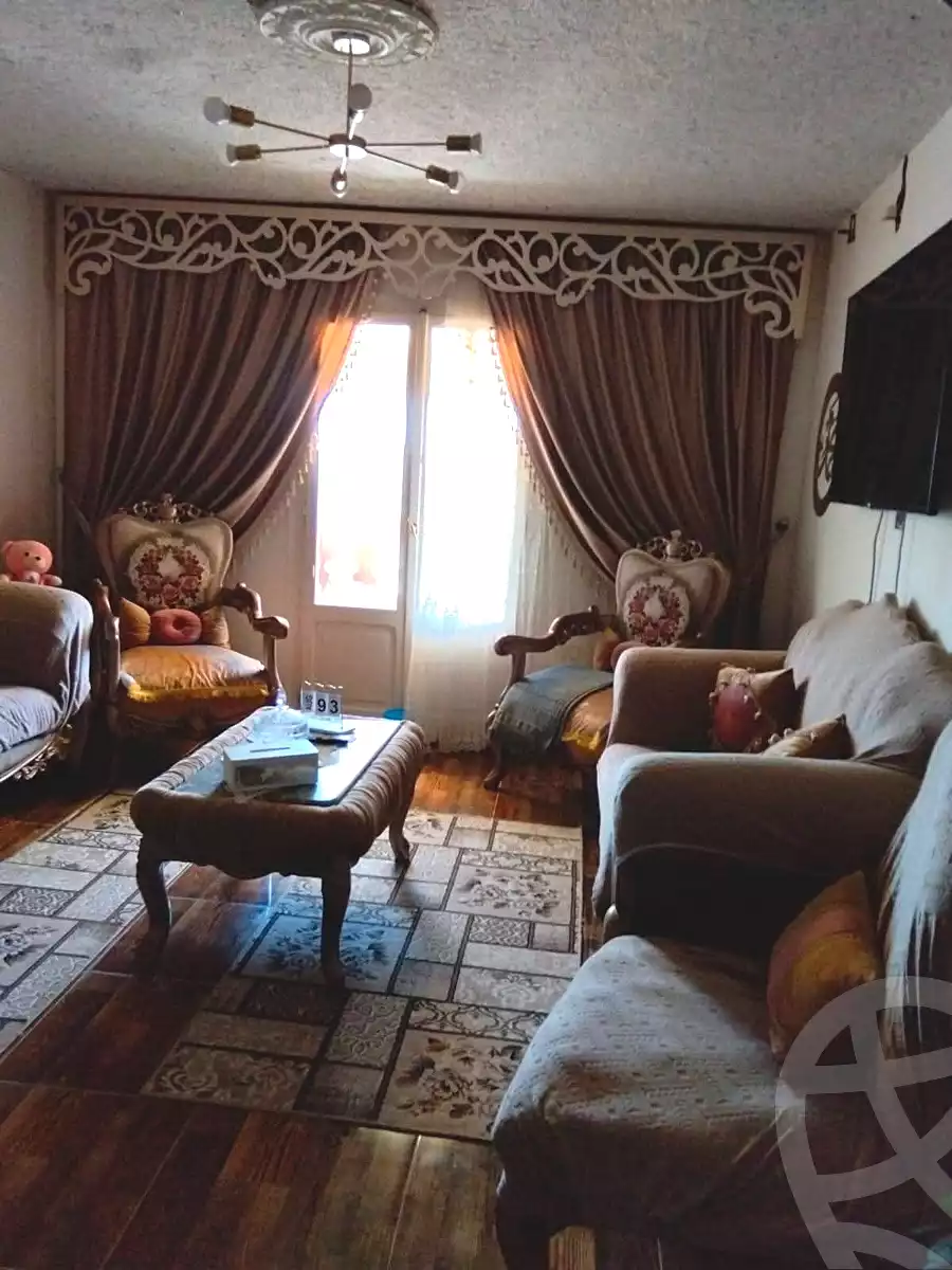 https://aqarmap.com.eg/ar/listing/7308143-for-sale-alexandria-al-agamy-el-hanouvel-al-kwayta-st