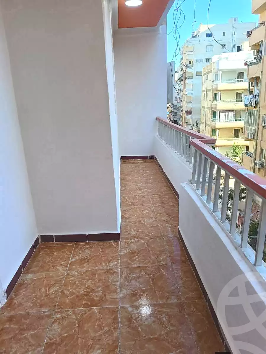 https://aqarmap.com.eg/ar/listing/7308269-for-sale-alexandria-al-agamy-shataa-el-nakheel
