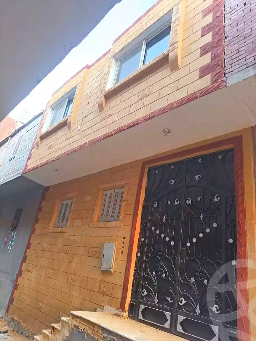 https://aqarmap.com.eg/ar/listing/7307698-for-sale-cairo-helwan-kwrnysh-hlwn