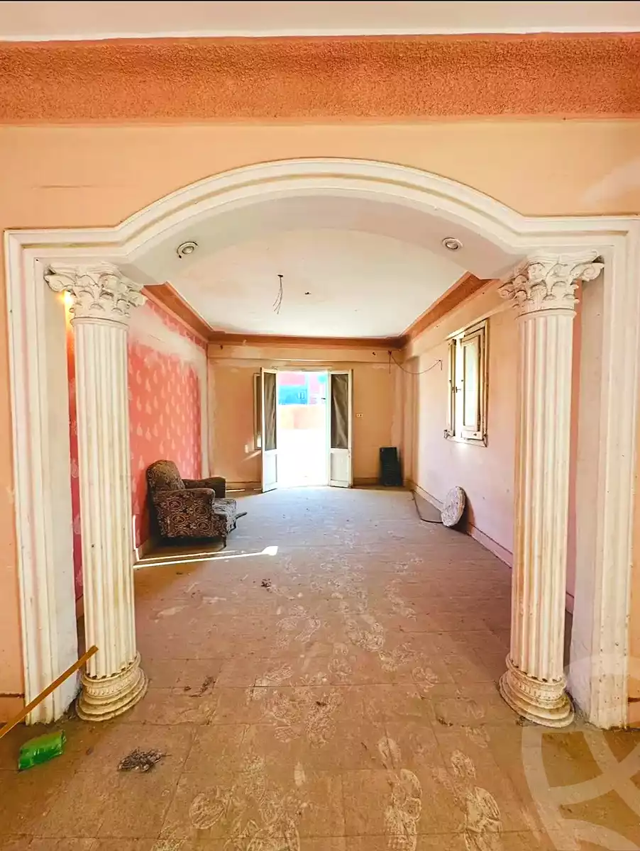 https://aqarmap.com.eg/en/listing/7308411-for-sale-alexandria-al-agamy-lbytsh-mecca-st