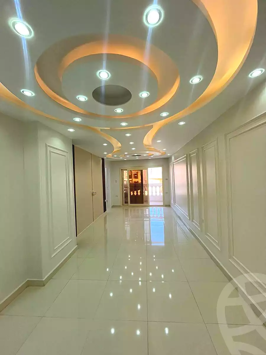 https://aqarmap.com.eg/ar/listing/7308419-for-sale-alexandria-al-agamy-lbytsh-el-zohour-st