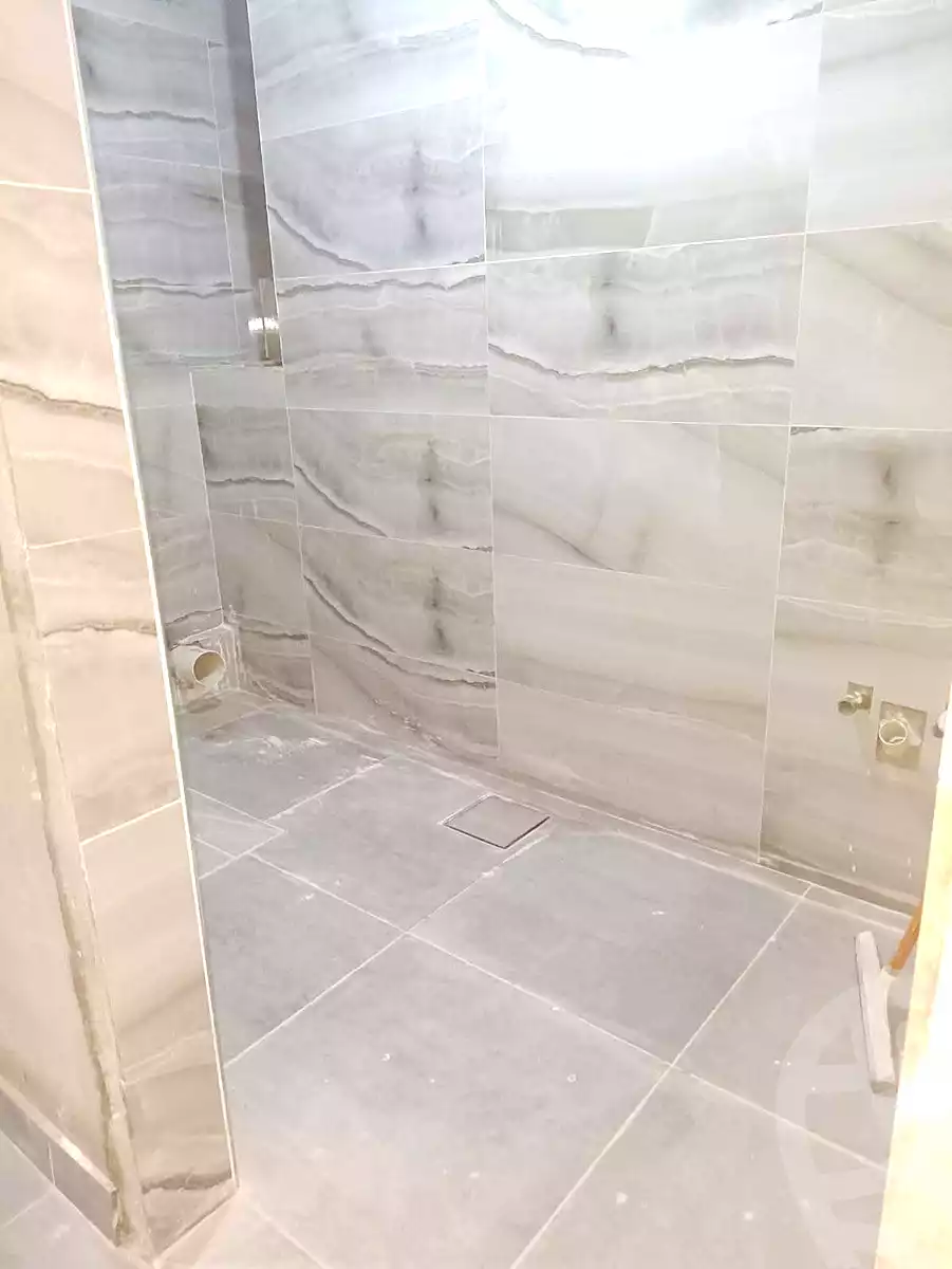 https://aqarmap.com.eg/ar/listing/7308425-for-sale-alexandria-al-agamy-lbytsh-bianchiii-el-bashwat-st