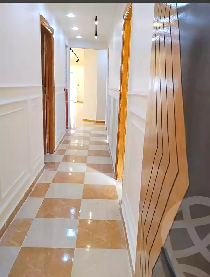 https://aqarmap.com.eg/ar/listing/7308543-for-sale-alexandria-al-agamy-bw-ywsf