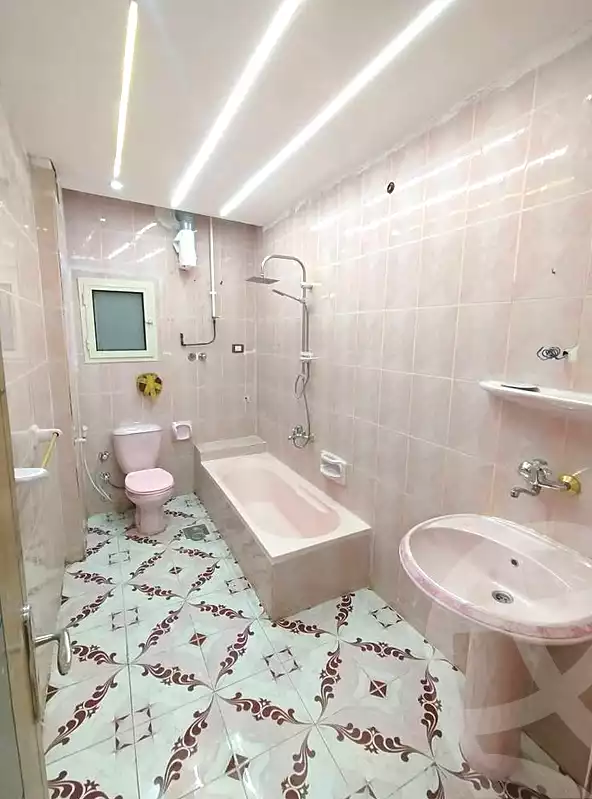 https://aqarmap.com.eg/ar/listing/7308682-for-sale-alexandria-lsywf-el-falki
