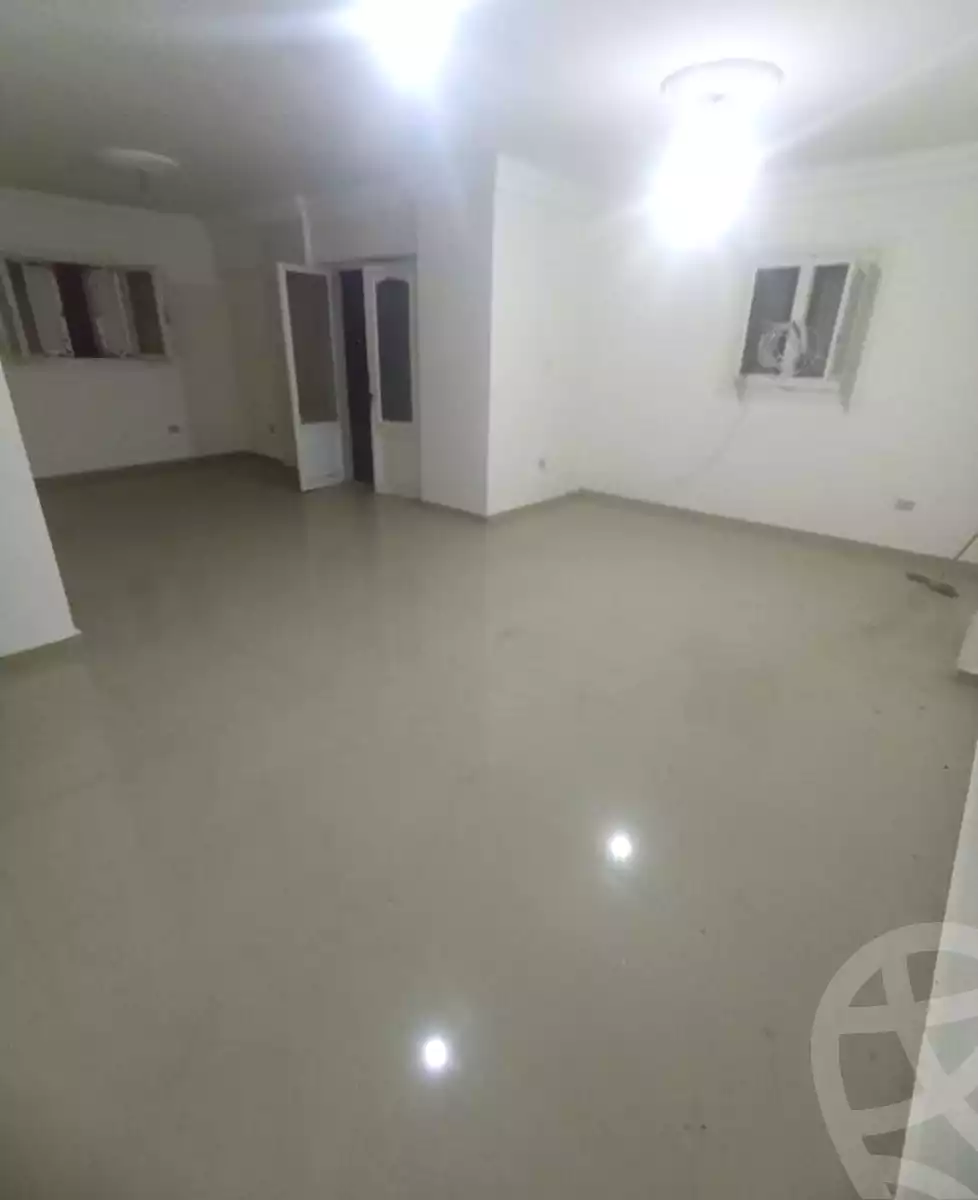 https://aqarmap.com.eg/ar/listing/7308708-for-rent-alexandria-ganaklis