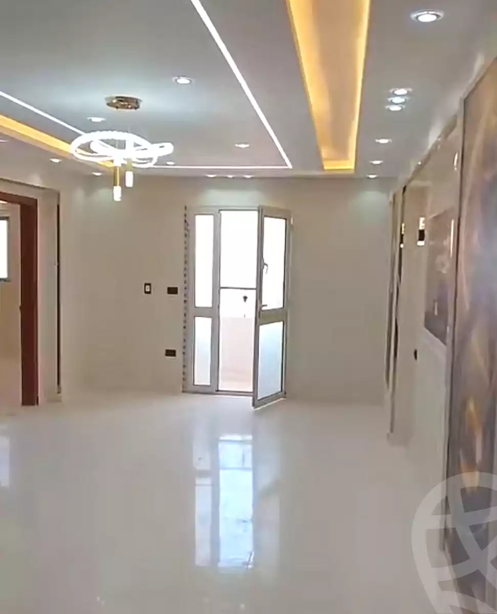 https://aqarmap.com.eg/ar/listing/7308740-for-sale-cairo-elnozha-Streettt-27