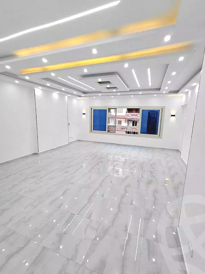 https://aqarmap.com.eg/ar/listing/7308890-for-sale-alexandria-sydy-bshr-sydy-bshr-bhry-gamal-abd-el-nasir-st
