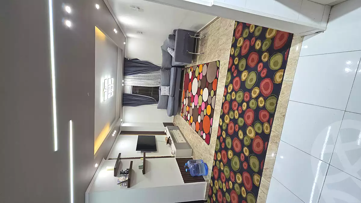 https://aqarmap.com.eg/ar/listing/7309101-for-rent-cairo-6th-of-october-lhsry