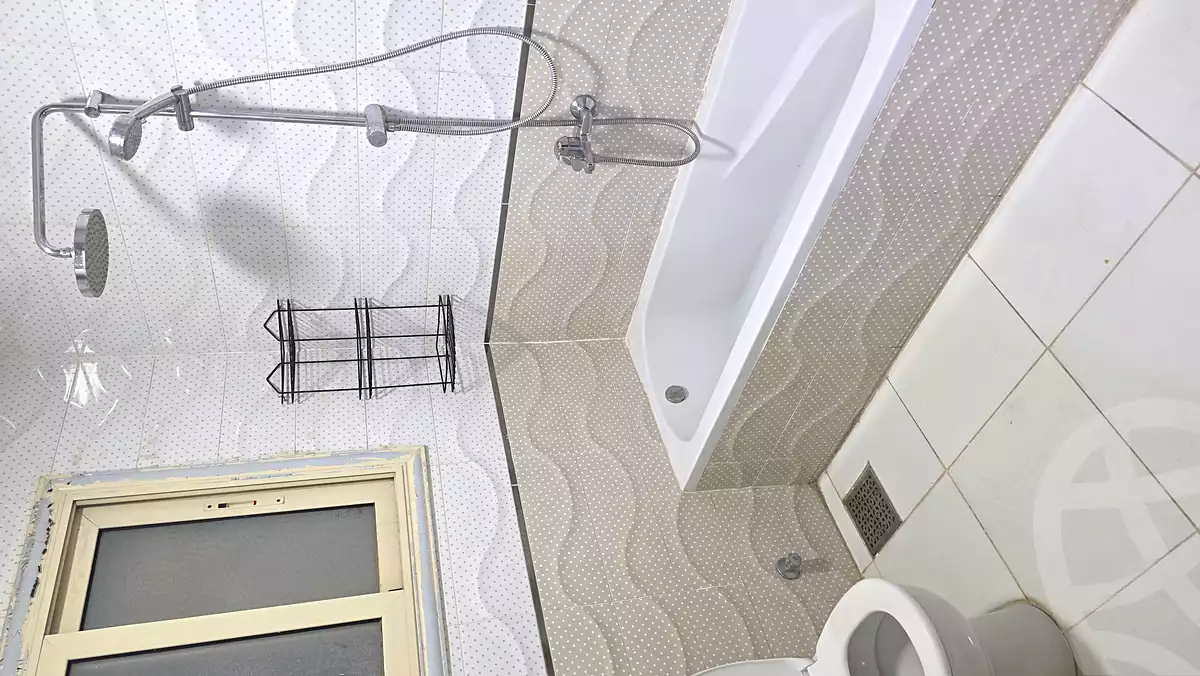 https://aqarmap.com.eg/ar/listing/7309101-for-rent-cairo-6th-of-october-lhsry